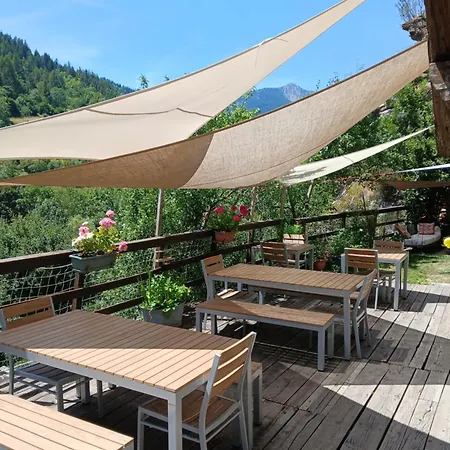 Vendégház D'etape Et De Sejour De *