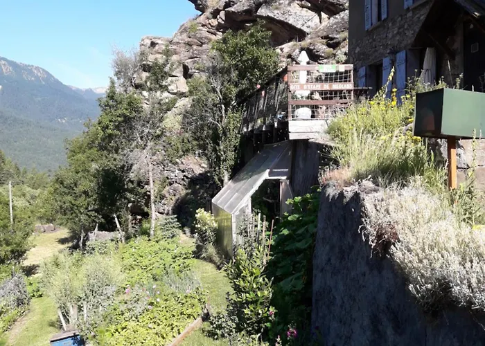 D'etape Et De Sejour De Meolans-Revel